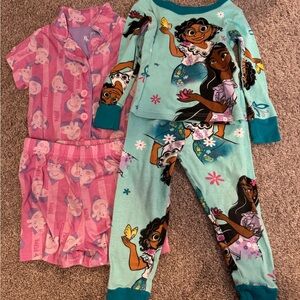3T Peppa Pig and Encanto Pajamas